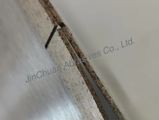 エンジン弁のための車輪を削っている351*1.5*35*5mm Cbnを切る金属