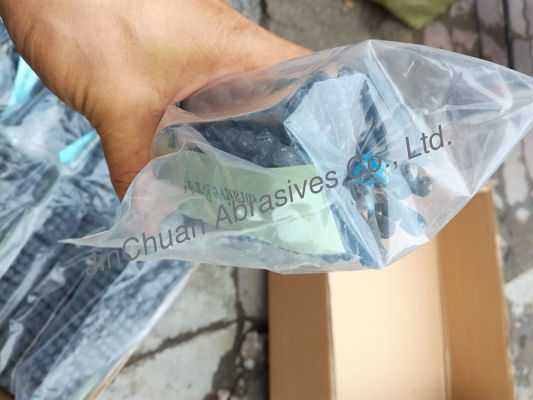 高効率のシリコンカービッド 丸い磨きブラシ 磨き材 メタルハンドル