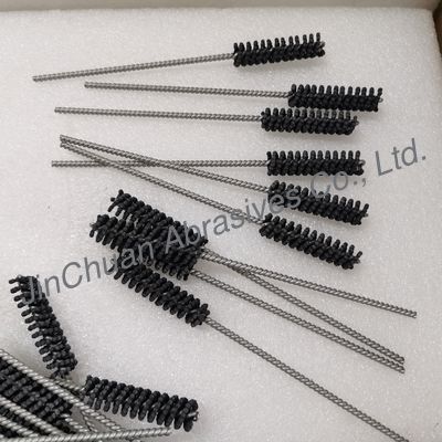 精密な穴を磨き,内部穴を加工するための磨きブラシ